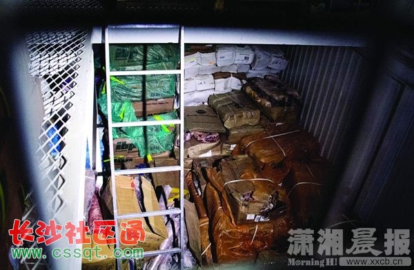 huangj15071377.JPG